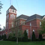 Illinois, Wayne County Courthouse.png